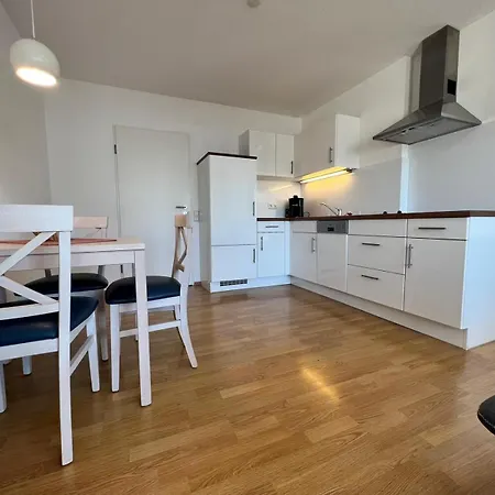 Schwalbe ユーバーリンゲン