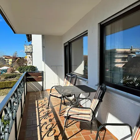 アパート Schwalbe ユーバーリンゲン